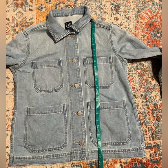 Gap 100% cotton light blue denim chore jacket with pockets - Picture 3 of 6